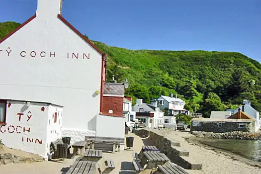 Ty Coch Inn, Porthdinllaen, Galler