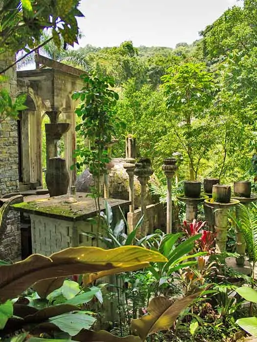 Don Eduardo’nun Evi, Las Pozas, Meksika. Fotoğraf: Rosa Menkman