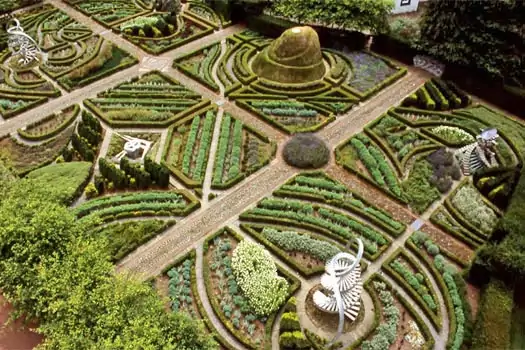 Kozmik Spekülasyon Bahçesi, İskoçya. Fotoğraf: Scotland’s Gardens