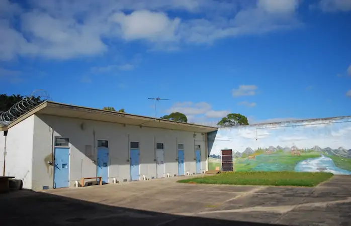 Old Mount gambier Gaol hostelin avlusu.