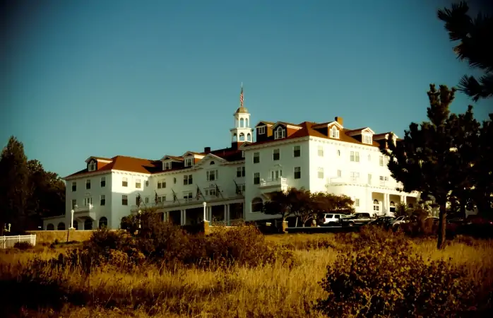 The Stanley Hotel'de organize edilen hayalet avlama etkinliğine katılabilirsin 