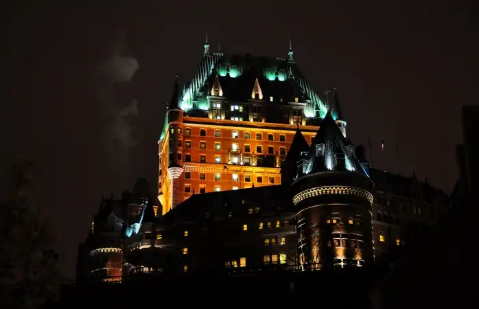 The Fairmont Le Château Frontenac hem tarihi açıdan hem de doğaüstü aktiviteler açısından çok zengin bir geçmişe sahip!