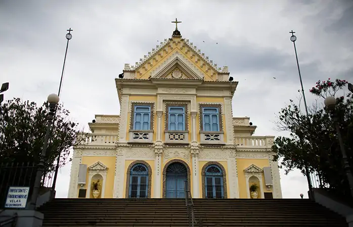 Rio de Janeiro gezilecek yerler- 2-Santuario-de-Nossa-Senhora-da-Penha-rio-de-janeiro-turistik-yerler-rio-de-janeiro