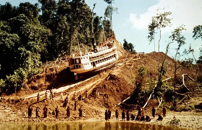 Orman filmleri- Amazon’da çekilen sayısız orman filminden biri olan Fitzcarraldo’dan bir sahne.