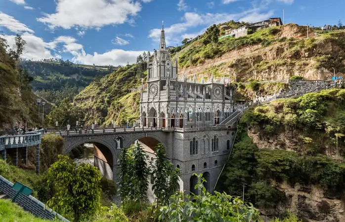 Güney Amerika gezilecek yerler - Las Lajas Tapınağı, Kolombiya