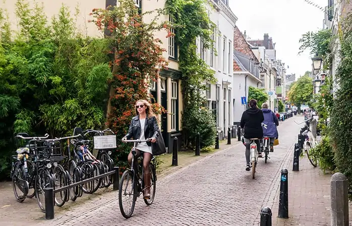 3-Utrechtte-yapilabilecek-seyler-utrecht-bisiklet-dostu-sehirler