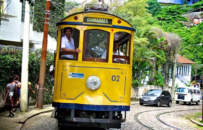 bondinho-de-Santa-Teresa-rio-de-janeiro-da-bedavaya-yapilabilecek-seyler