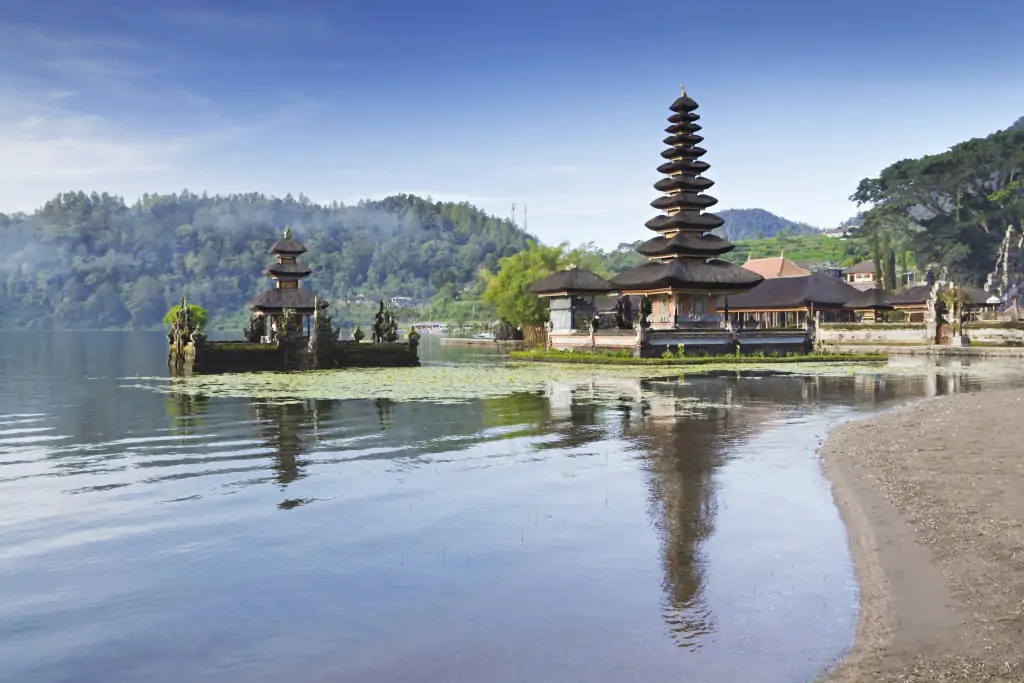 Ulun Danu tapınağı, Beratan Gölü, Bali, Endonezya