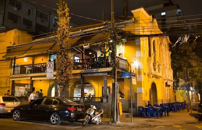 Plebeu: Rio de Janeiro gece hayatı