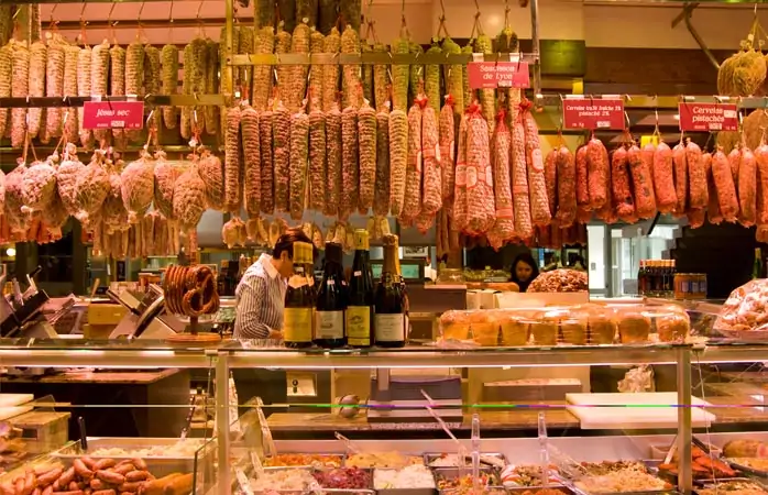 Öğrenci şehirleri- Les Halles de Lyon-Paul Bocuse’u ziyaret ederek yemek tutkunu tatmin et