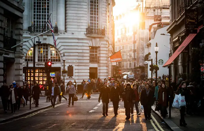 Londra’ya seyahat etmeyi mi düşünüyorsun? Artan otel fiyatlarını göz önünde bulundurmayı unutma