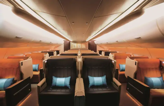 Singapore Airlines’ın business class bölümü. Bacak tutulmasına son!