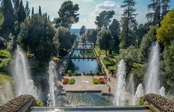 Rönesans’ın simgelerinden Villa d’este, İtalya’nın Tivoli kasabasında yer alan yemyeşil ve huzur dolu bir vaha