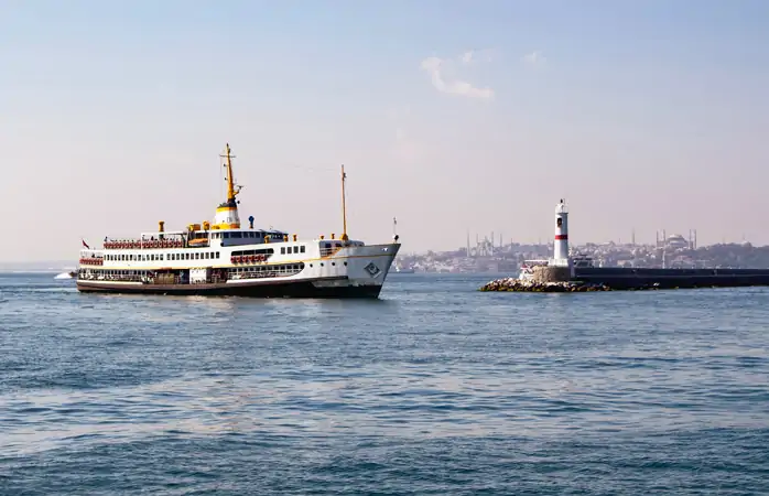  Bir tarafta Asya, diğer tarafta Avrupa – İstanbul Boğazı sularında gezintiye çık 