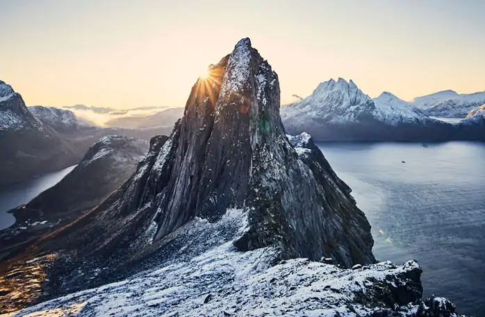 Lofoten Adaları - Segla dağının Senja Yelkeni (Sail of Senja) olarak da bilinen seyir noktası