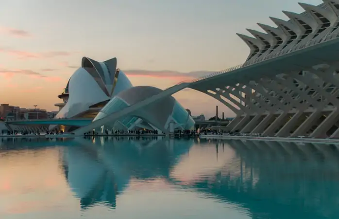 İspanya gezisi- Valéncia sadece paelladan ibaret değil; fütüristik Ciudad de las Artes y Las Ciencias’a göz atmadan geçme