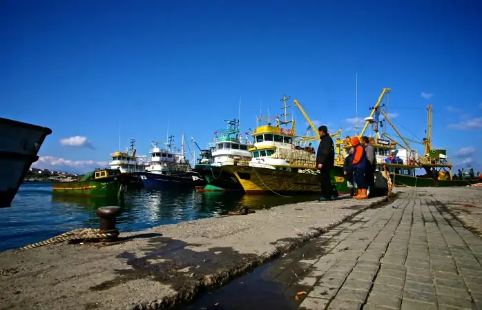 Foça gezilecek yerler