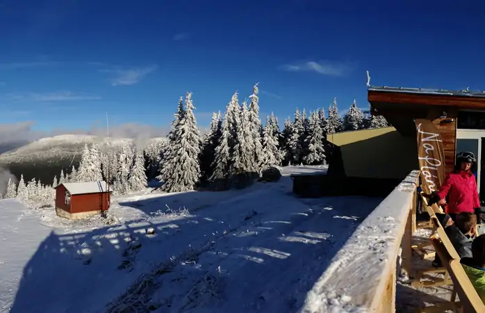 Spindleruv Mlyn’de kayağa kısa bir mola © romanboed