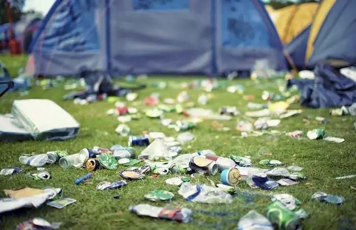 Festival tavsiyelerine devam mı? Çöp torbaları! Çöp torbanı yanında getir ve kamp alanından giderken temizliğini yap